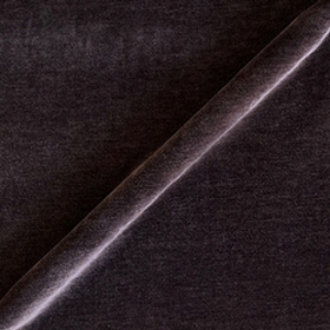 Traditional Vintage Velvet: Hazelnut