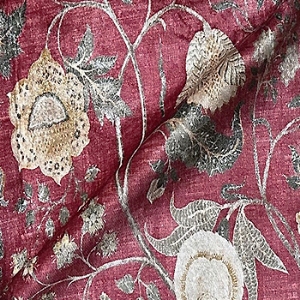 V&A Threads of India Opulent Velvets - Tree of Life: Rouge