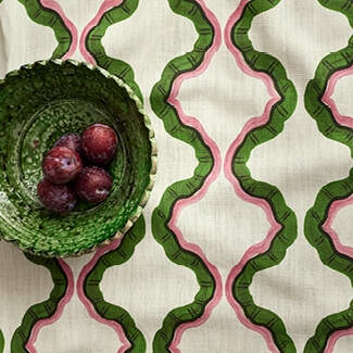 Chiddingfold sofa in Brera Lino Pale Rose Pink Linen 